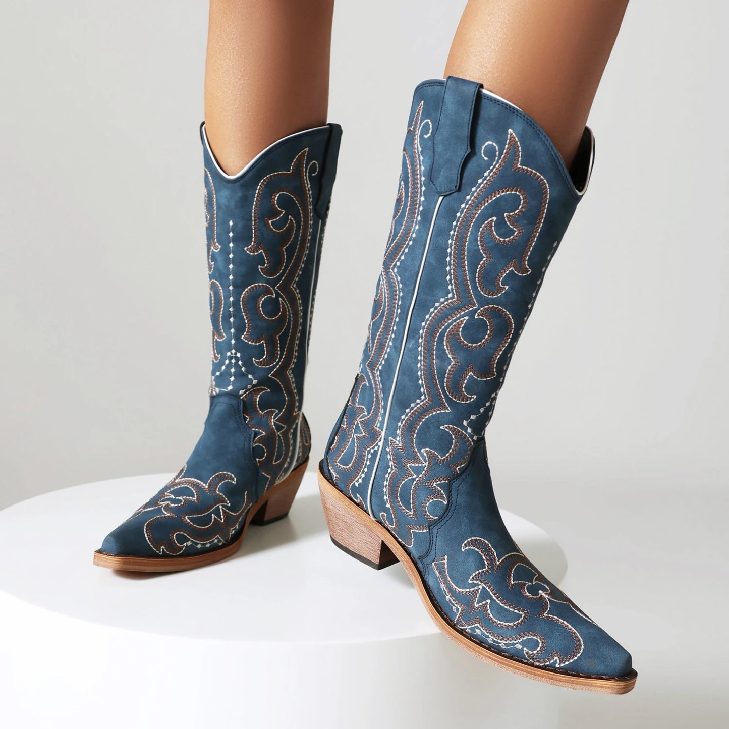 Women'S Cowgirl Boots Blue Comfortable Cowboy Western Boots Wide Calf Leather Embroidery Dapper Shoes
